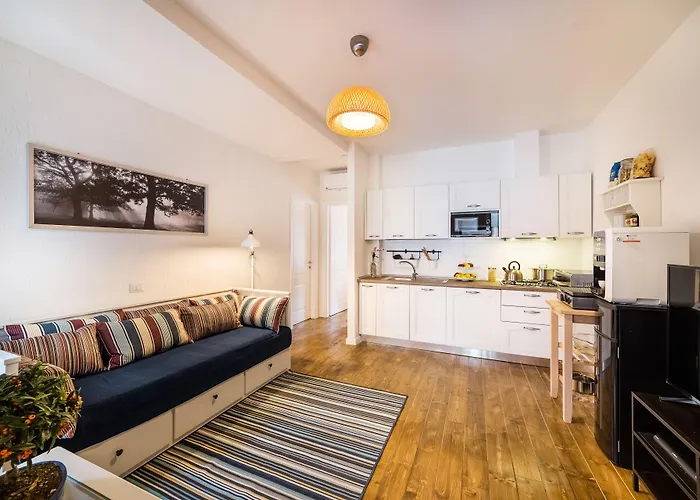 Bed & Breakfast White 4*